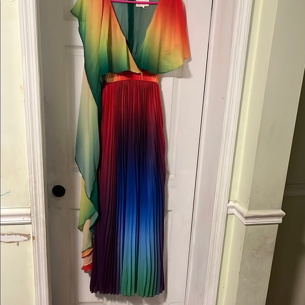 L'ATISTE BY AMY Red and Green One Shoulder Flutter Sleeve Maxi Dress - Picture 7 of 10